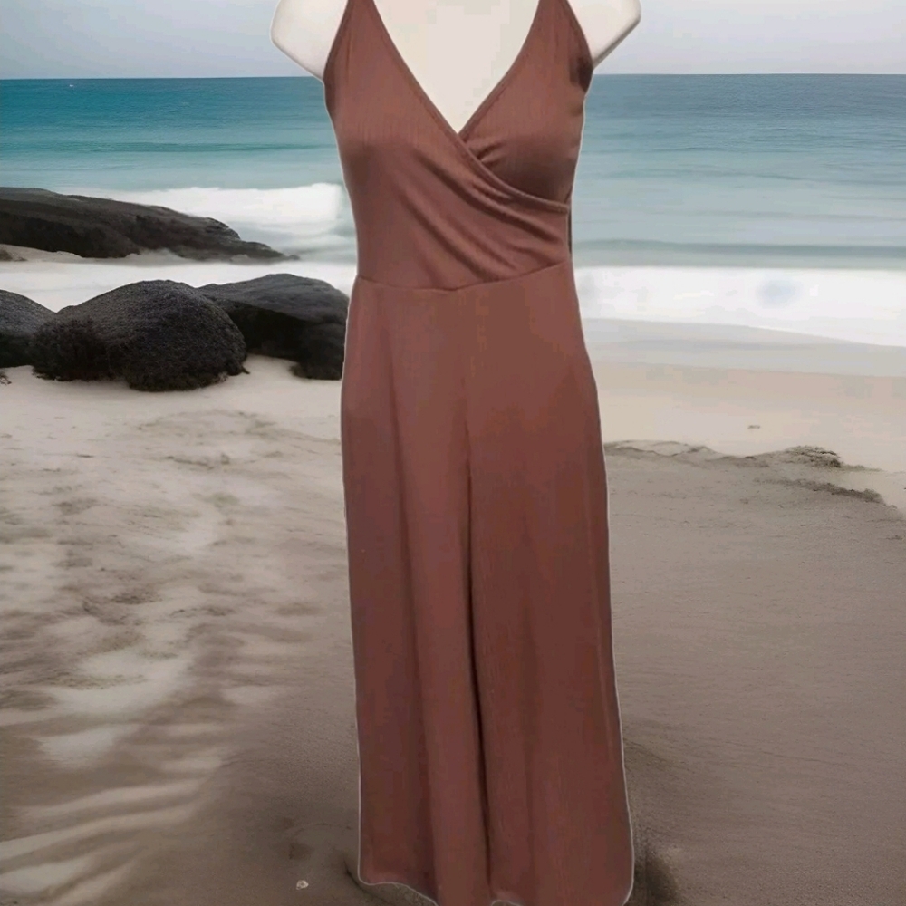 Forever 21 brown Romper Size S Spaghetti straps Pull On Pants Jumpsuit comfort *